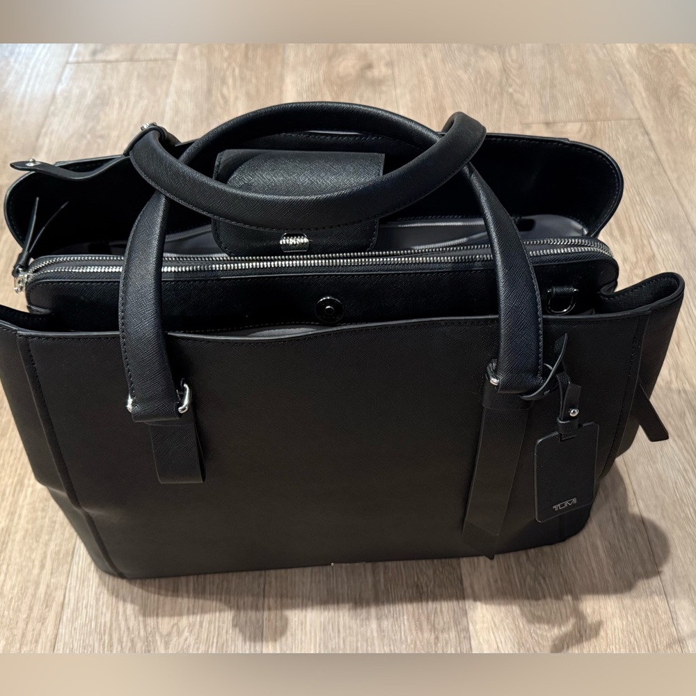 Tumi Black Leather briefcase